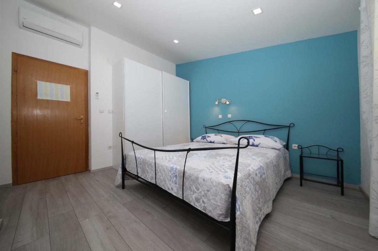 Apartman Josipa Makarska Bagian luar foto