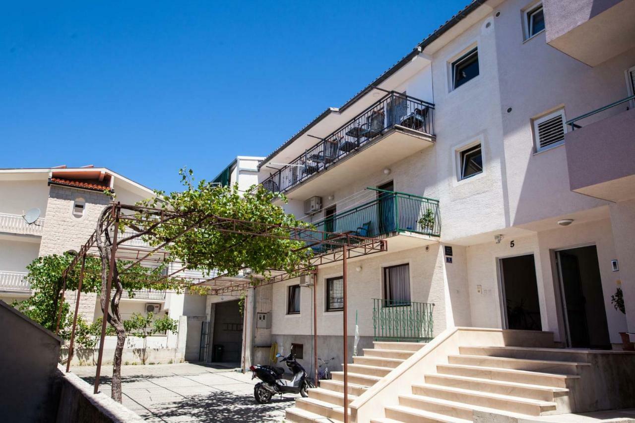 Apartman Josipa Makarska Bagian luar foto